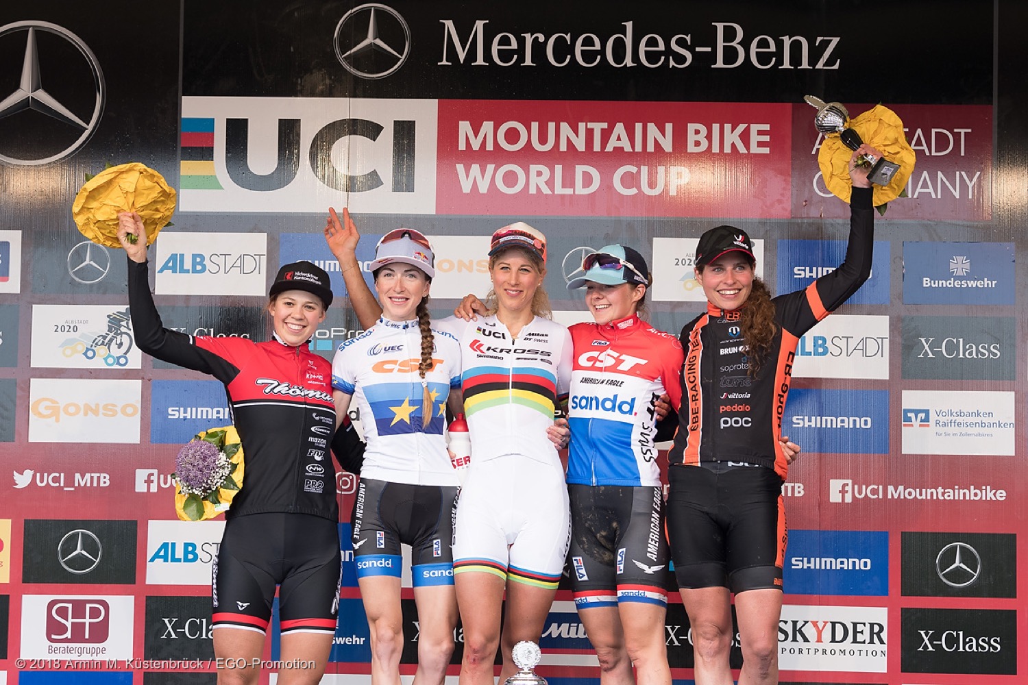 Podium der Europameisterschaft in Albstadt &ndash; Keller, Belomoyna, Neff, Tauber, Brandau